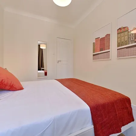 Sleep In Centre Downtown * פורטו