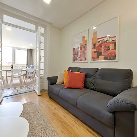 Sleep In Centre Downtown דירה *